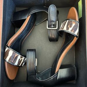 Tahari sandal block heel